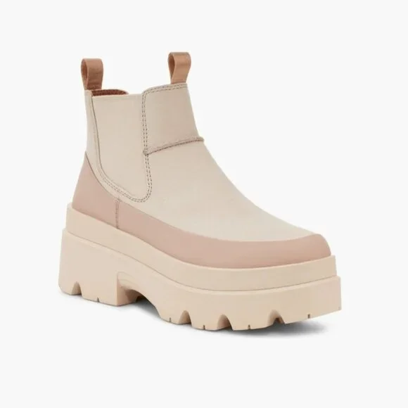 UGG Brisbane Waterproof Platform Chelsea Boot - Sea Salt 7 - Picture 1 of 11